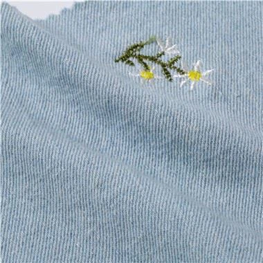 בד ג'ינס רקום מכותנה